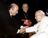 Fifa-Chef Blatter bei Johannes Paul II.
